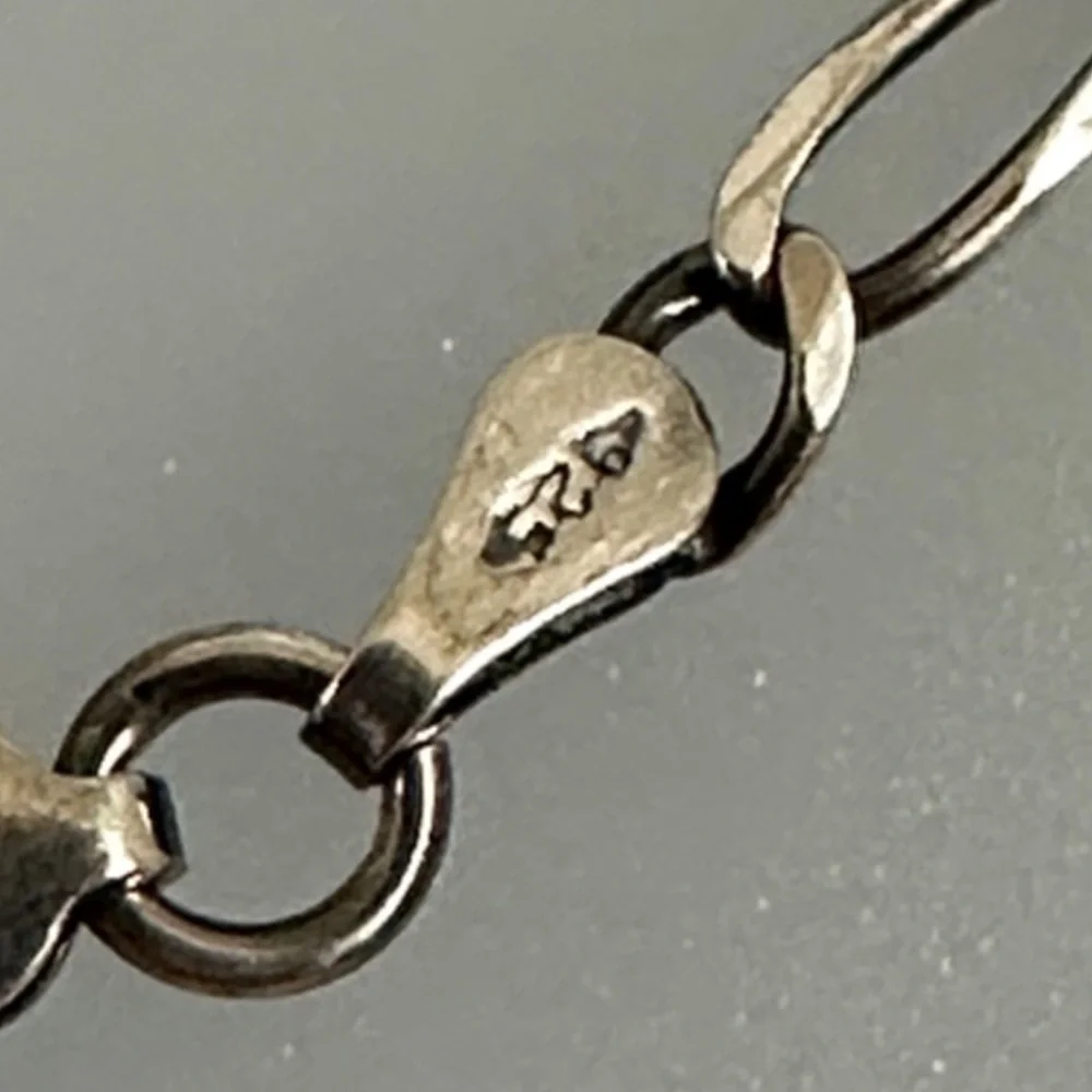 925 sterling silver Figaro Chain Bracelet in Silver Tone​​